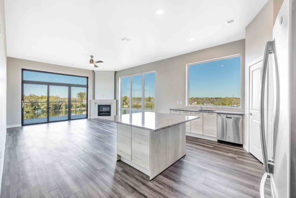 Waterfront Luxury Apartments & Condos THE CURRENT of Kimberly